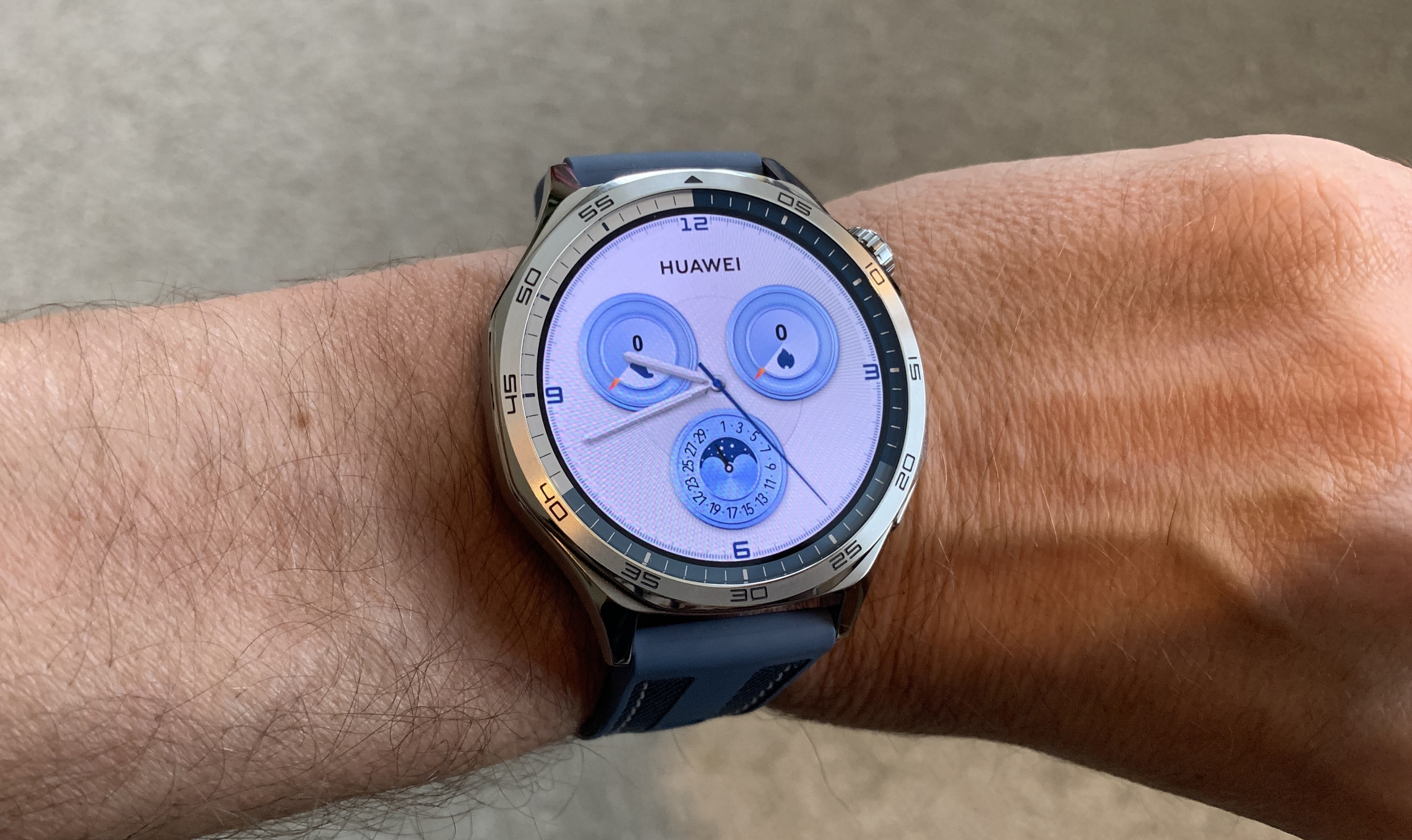Watch GT 5 46 mm - Occasion